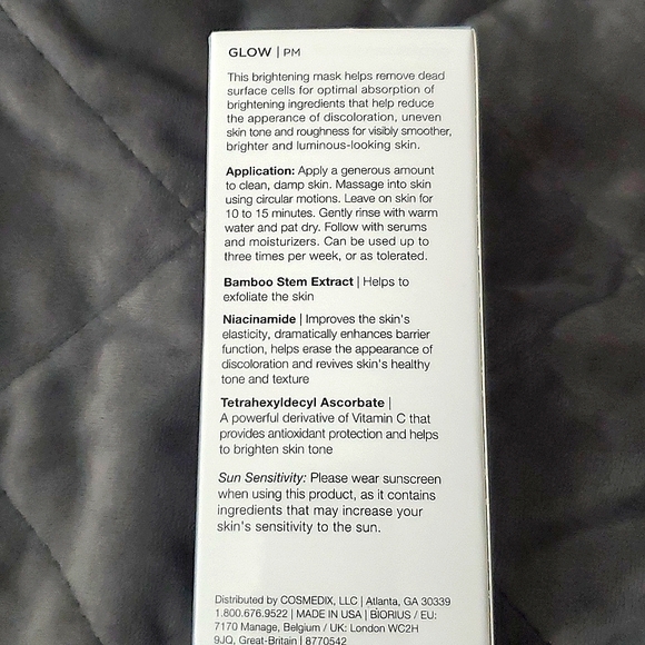 Cosmedix 'Glow' Bamboo Brightening Mask - Picture 3 of 4